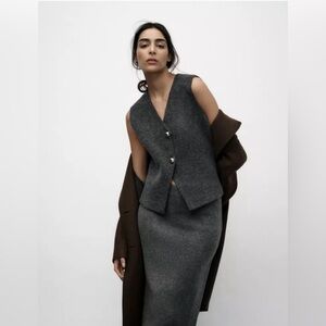 HM Classic grey pencil Skirt